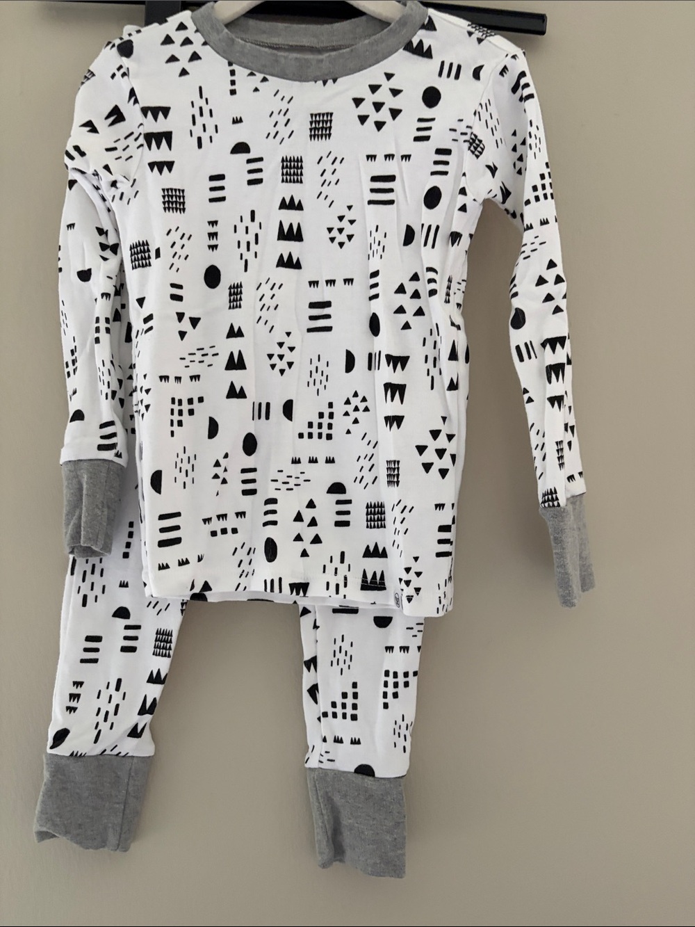 Honest Baby White and Black Patterned Cotton Pajama Set 4T